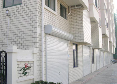 门业图片-车库门欧式卷帘车库门民用图片